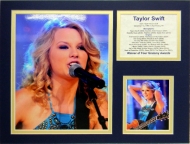 Taylor Swift - Matted photos